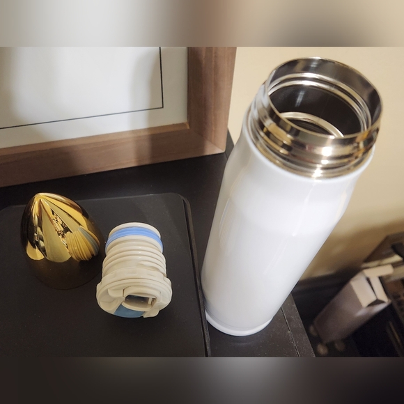 2nd Amendment Water Bottle - Picture 4 of 5